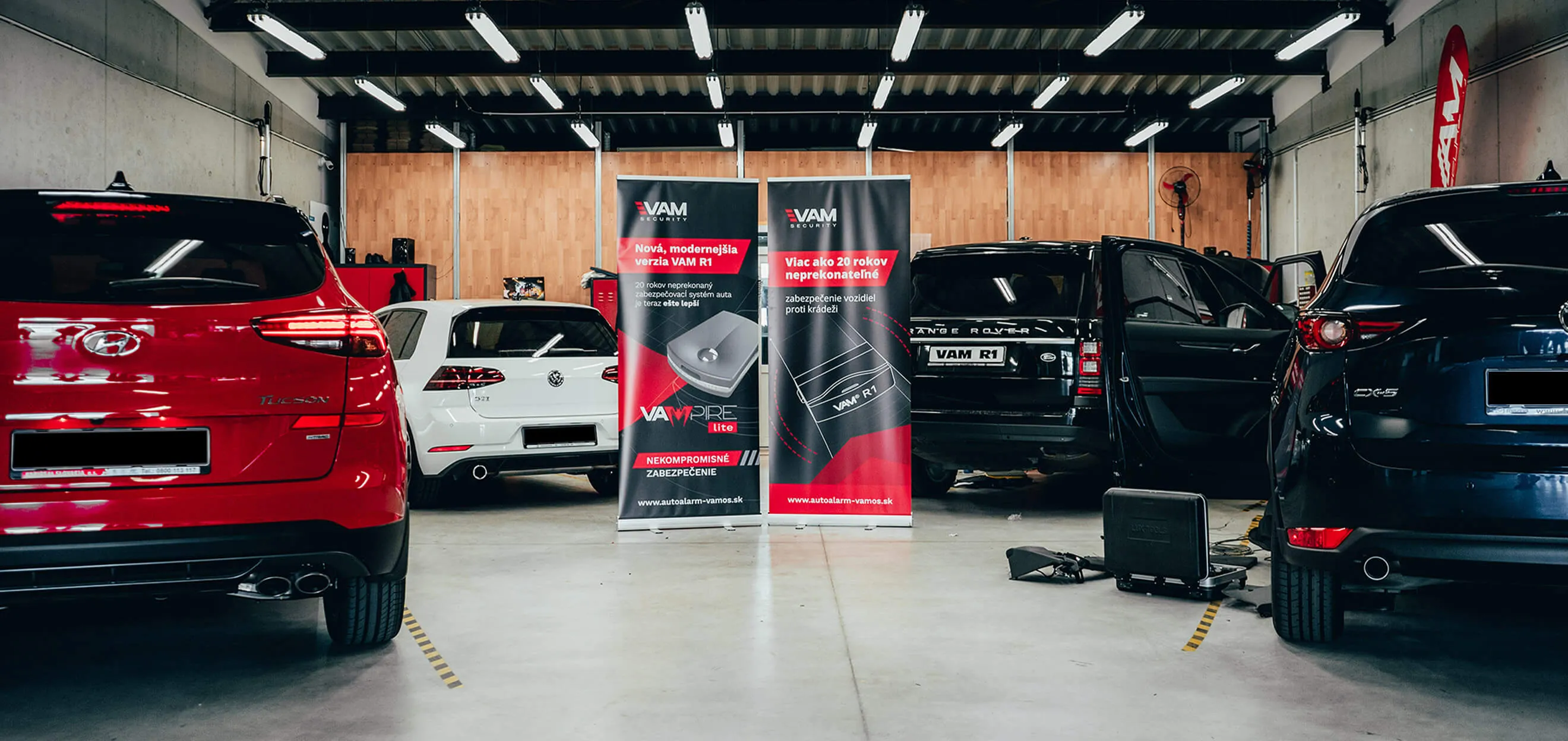 Contact slider image